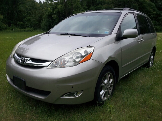 2006 Toyota Sienna XLT 4.6L 4WD