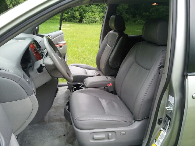 2006 Toyota Sienna XLT 4.6L 4WD