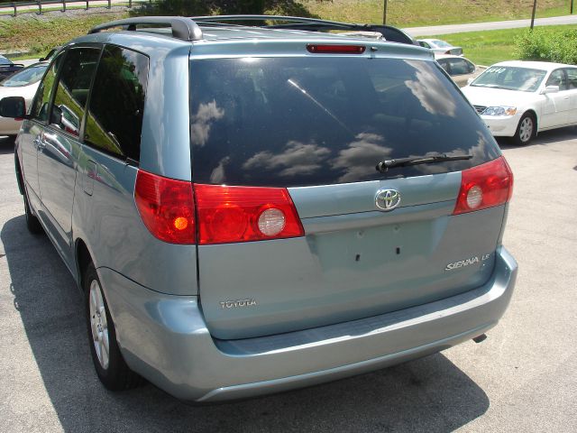 2006 Toyota Sienna XLT 4.6L 4WD