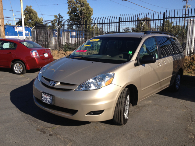 2006 Toyota Sienna XLT 4.6L 4WD