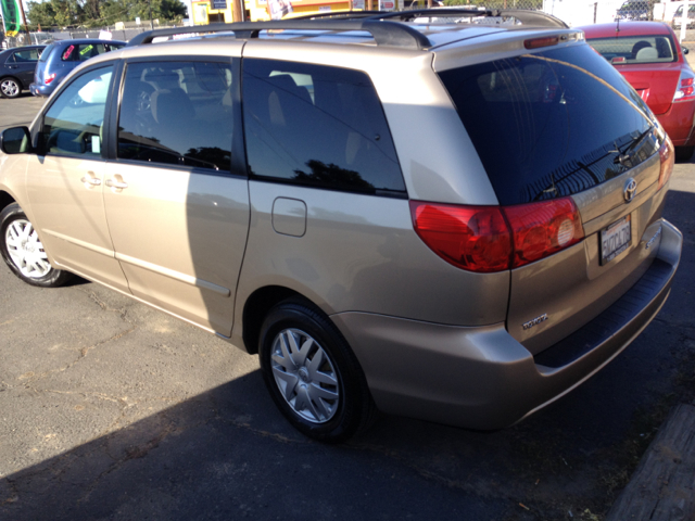 2006 Toyota Sienna XLT 4.6L 4WD