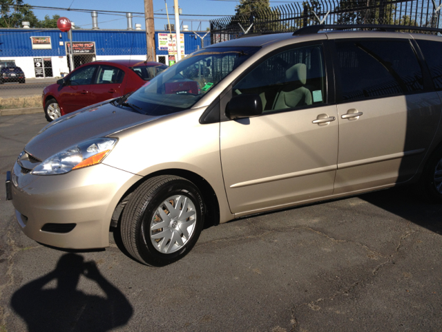 2006 Toyota Sienna XLT 4.6L 4WD