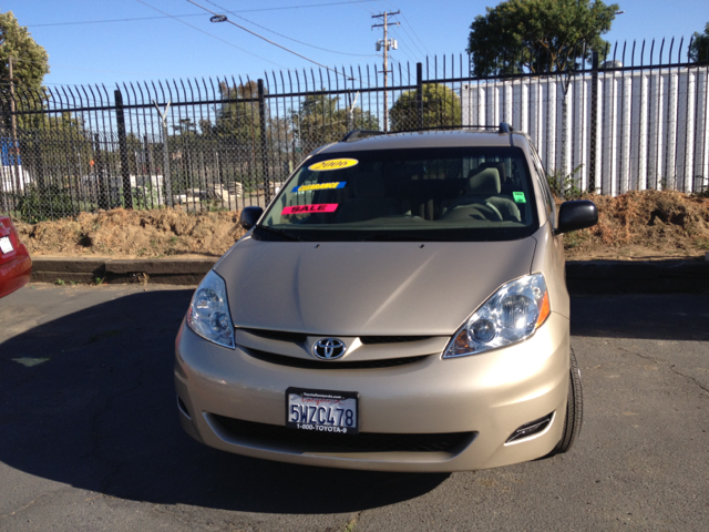 2006 Toyota Sienna XLT 4.6L 4WD