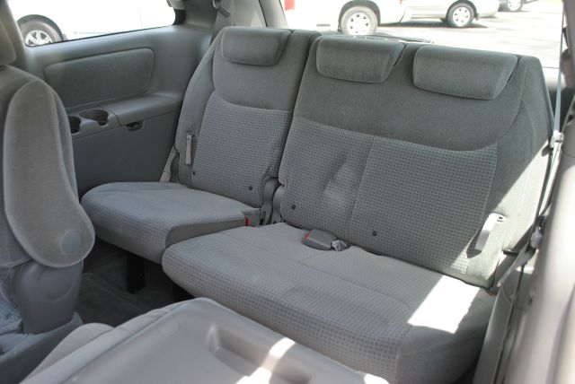 2006 Toyota Sienna XLT 4.6L 4WD