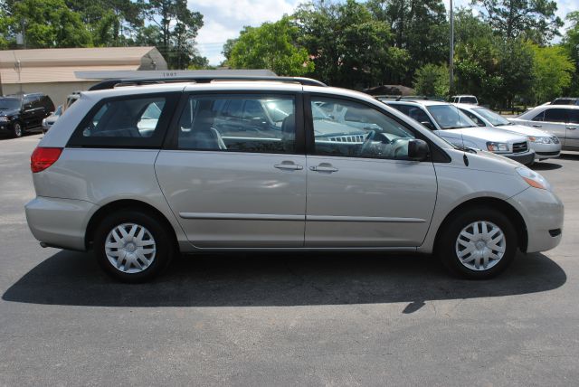 2006 Toyota Sienna XLT 4.6L 4WD