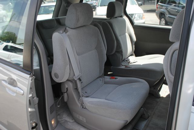 2006 Toyota Sienna XLT 4.6L 4WD