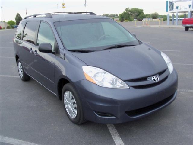 2006 Toyota Sienna X