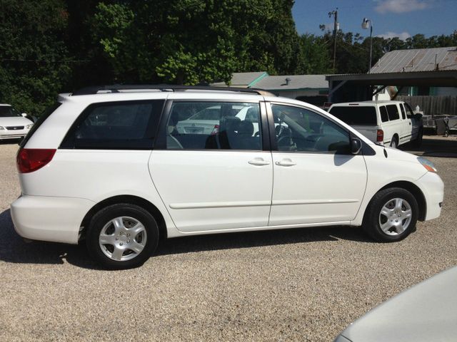 2006 Toyota Sienna 427 Convertible