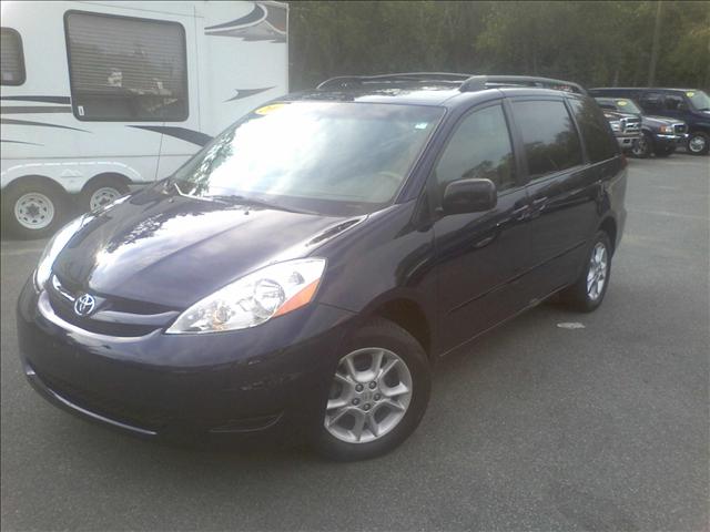 2006 Toyota Sienna Eddie Bauer 4x4