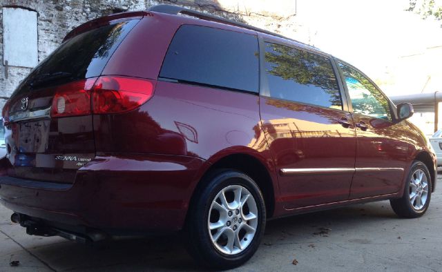 2006 Toyota Sienna XLT 4.6L 4WD