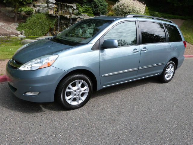 2006 Toyota Sienna XLT 4.6L 4WD