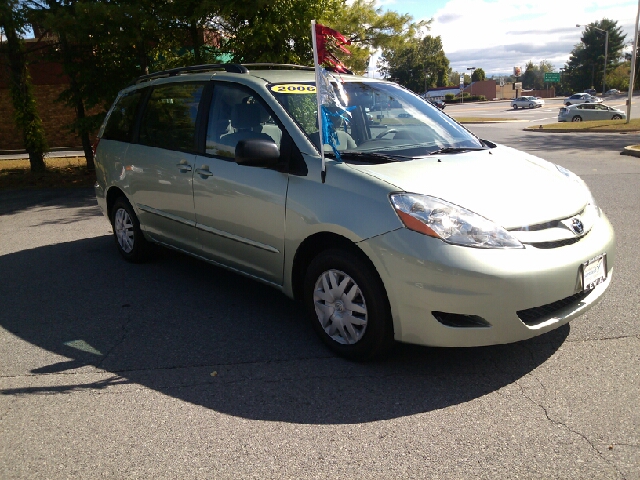 2006 Toyota Sienna XLT 4.6L 4WD