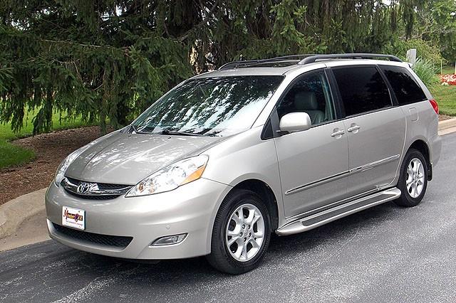 2006 Toyota Sienna Eddie Bauer 4x4