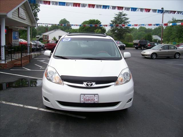 2006 Toyota Sienna Eddie Bauer 4x4