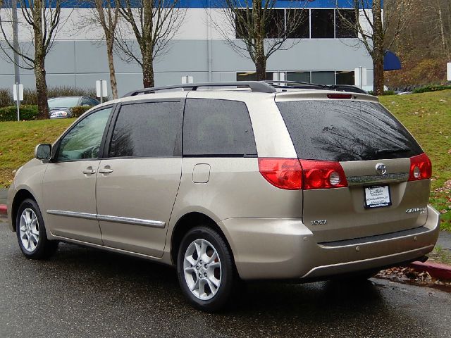 2006 Toyota Sienna XLT 4.6L 4WD