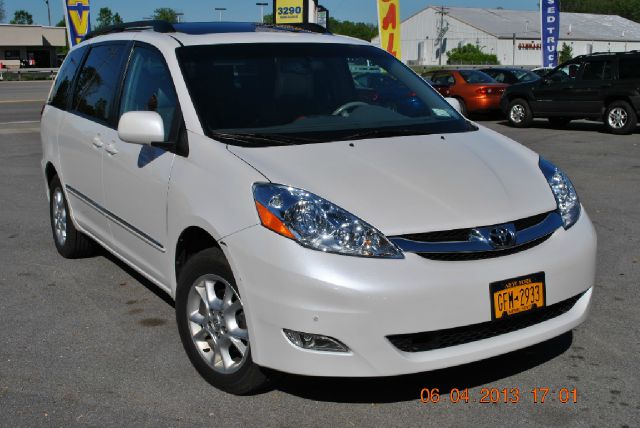 2006 Toyota Sienna XLT 4.6L 4WD