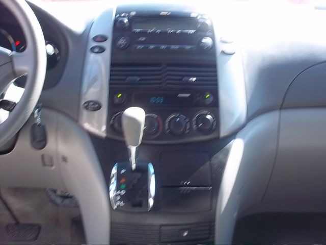 2006 Toyota Sienna XLT 4.6L 4WD