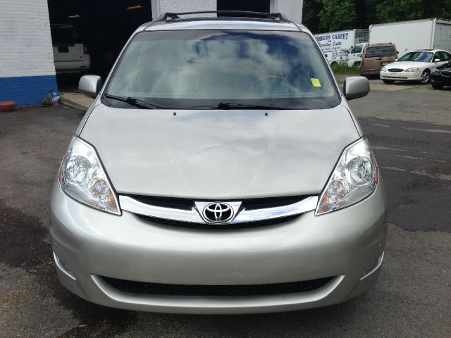 2006 Toyota Sienna XLT 4.6L 4WD