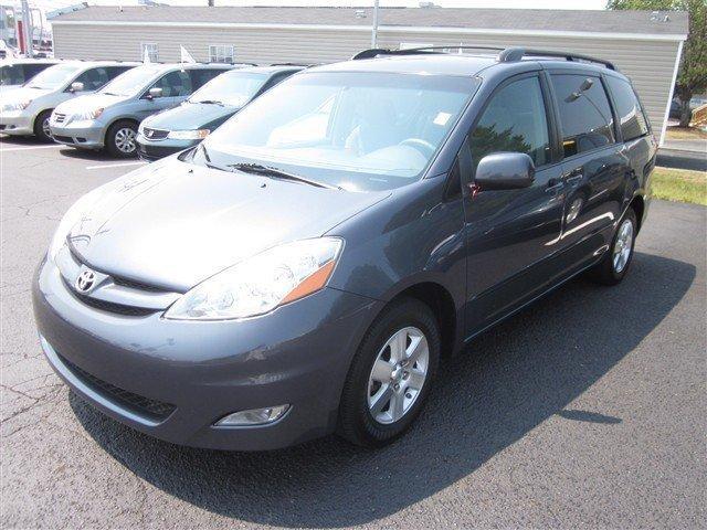 2007 Toyota Sienna SEL Sport Utility 4D