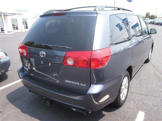 2007 Toyota Sienna SEL Sport Utility 4D