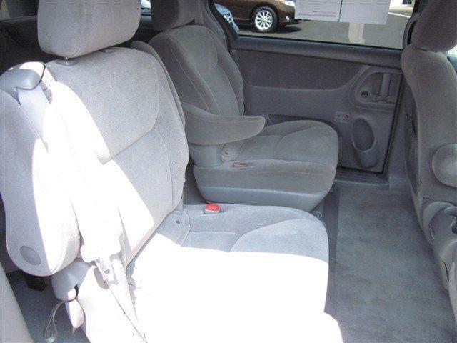 2007 Toyota Sienna SEL Sport Utility 4D