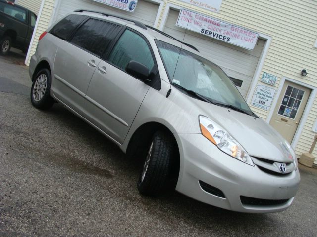 2007 Toyota Sienna 4.6L XLT Sport