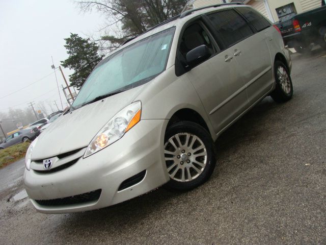 2007 Toyota Sienna 4.6L XLT Sport