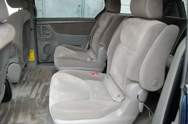 2007 Toyota Sienna SR5 Sport Edition