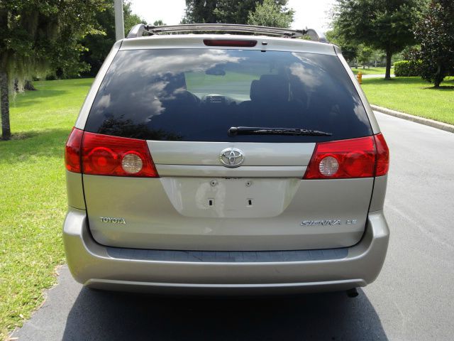 2007 Toyota Sienna SR5 Sport Edition