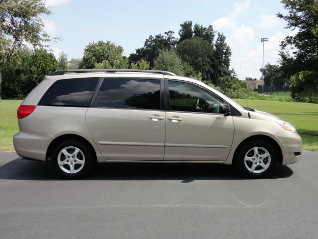 2007 Toyota Sienna SR5 Sport Edition