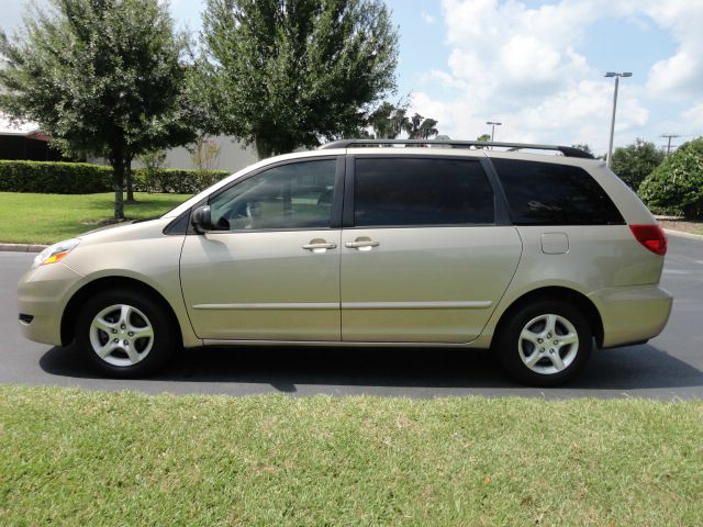 2007 Toyota Sienna SR5 Sport Edition