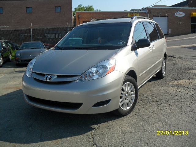 2007 Toyota Sienna Unknown