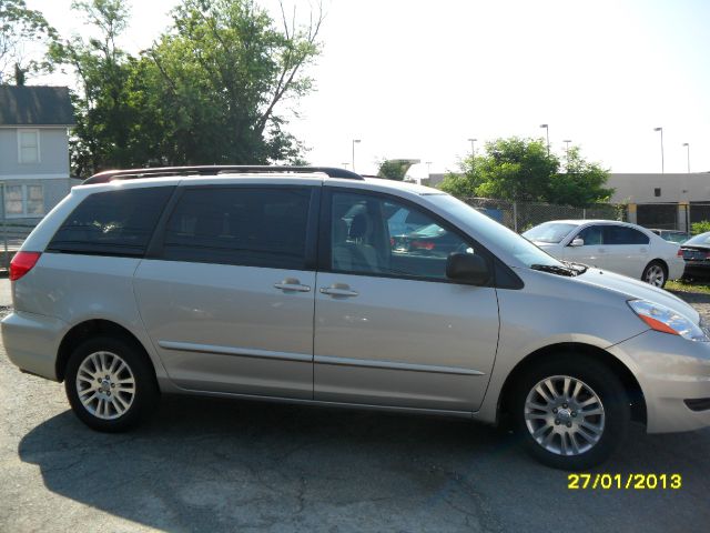 2007 Toyota Sienna Unknown