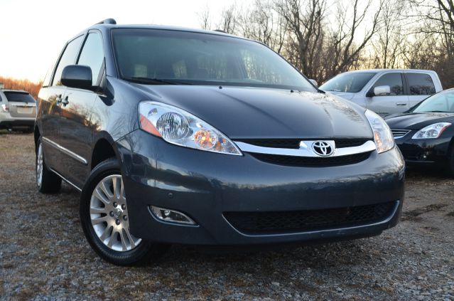 2007 Toyota Sienna XLT 4.6L 4WD