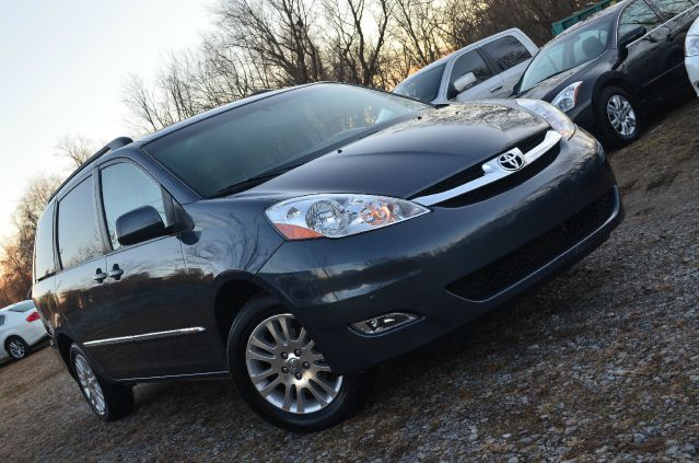 2007 Toyota Sienna XLT 4.6L 4WD