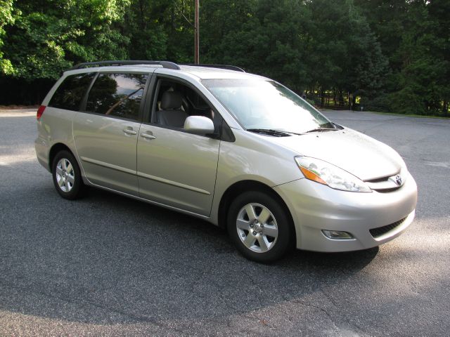 2007 Toyota Sienna SR5 Sport Edition