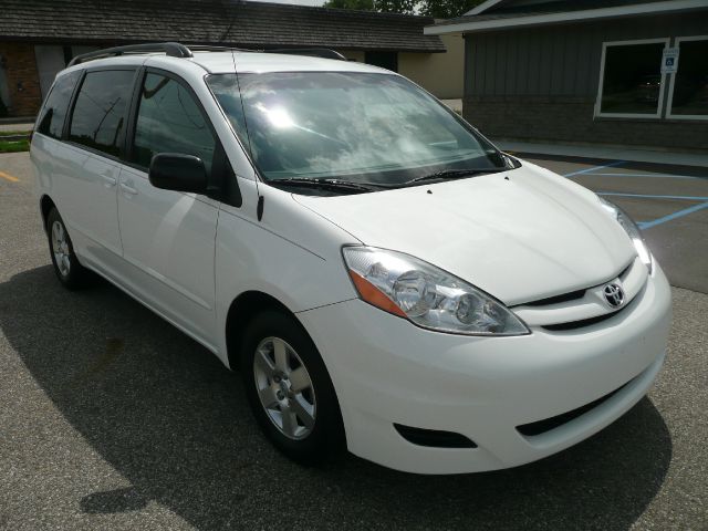 2008 Toyota Sienna SR5 Sport Edition