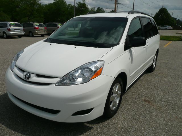 2008 Toyota Sienna SR5 Sport Edition