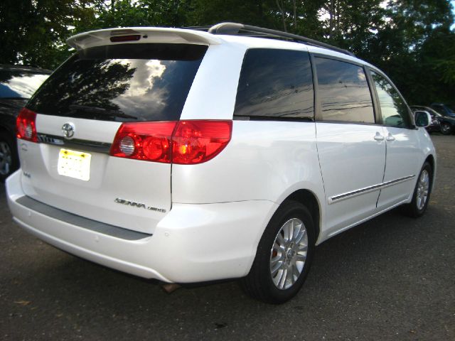 2008 Toyota Sienna Power LIFT GATE