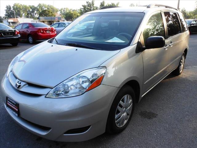 2008 Toyota Sienna Basex-cabsr5