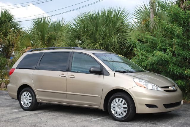 2008 Toyota Sienna SR5 Sport Edition