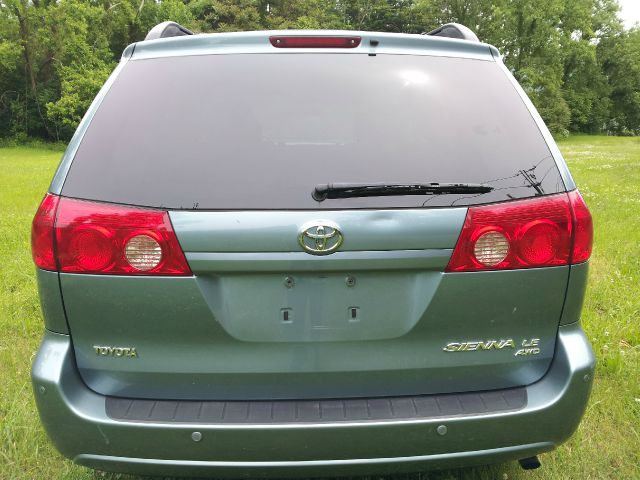 2008 Toyota Sienna 4.6L XLT Sport