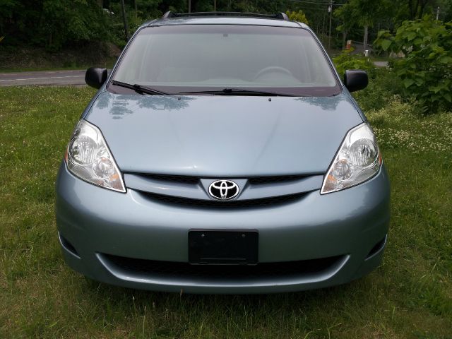 2008 Toyota Sienna 4.6L XLT Sport