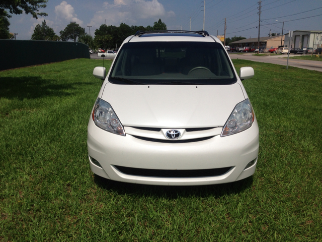 2008 Toyota Sienna GT Black Leather