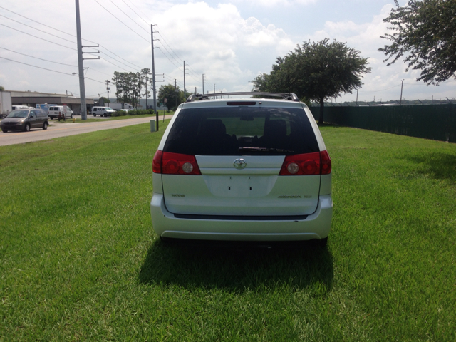 2008 Toyota Sienna GT Black Leather