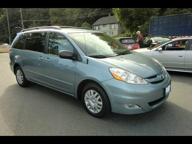 2008 Toyota Sienna XLT 4.6L 4WD