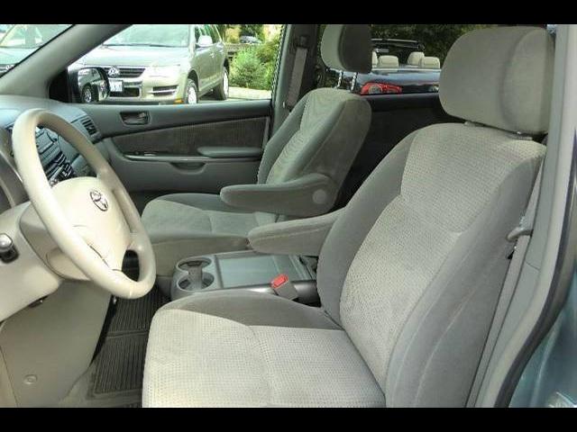 2008 Toyota Sienna XLT 4.6L 4WD