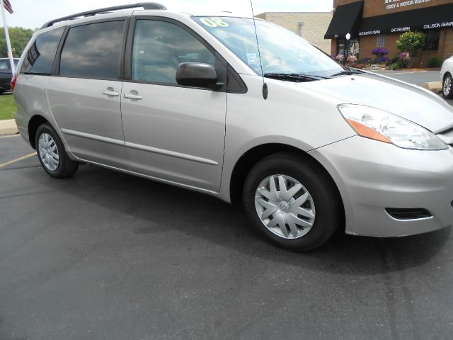 2008 Toyota Sienna XLT, Local Trade In