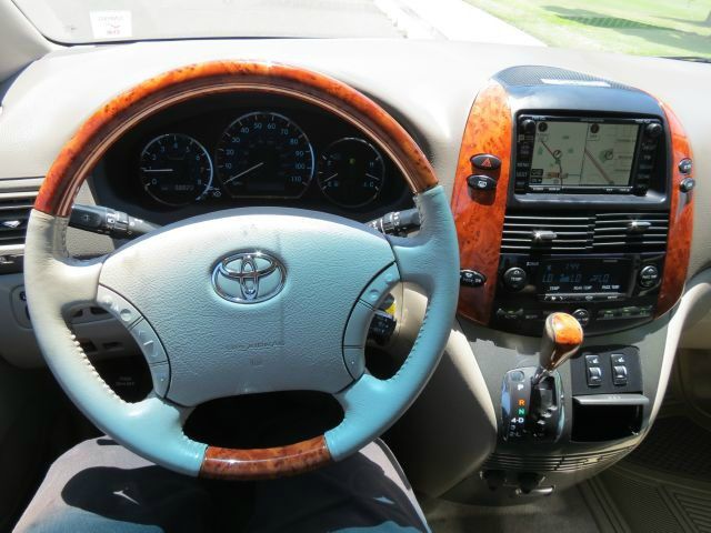 2008 Toyota Sienna GT Black Leather