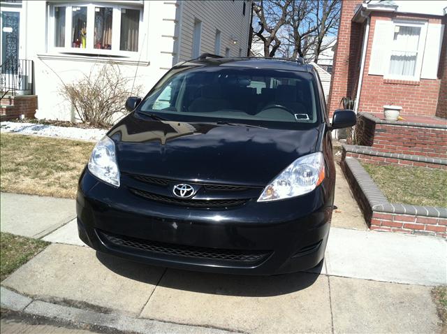 2008 Toyota Sienna Unknown